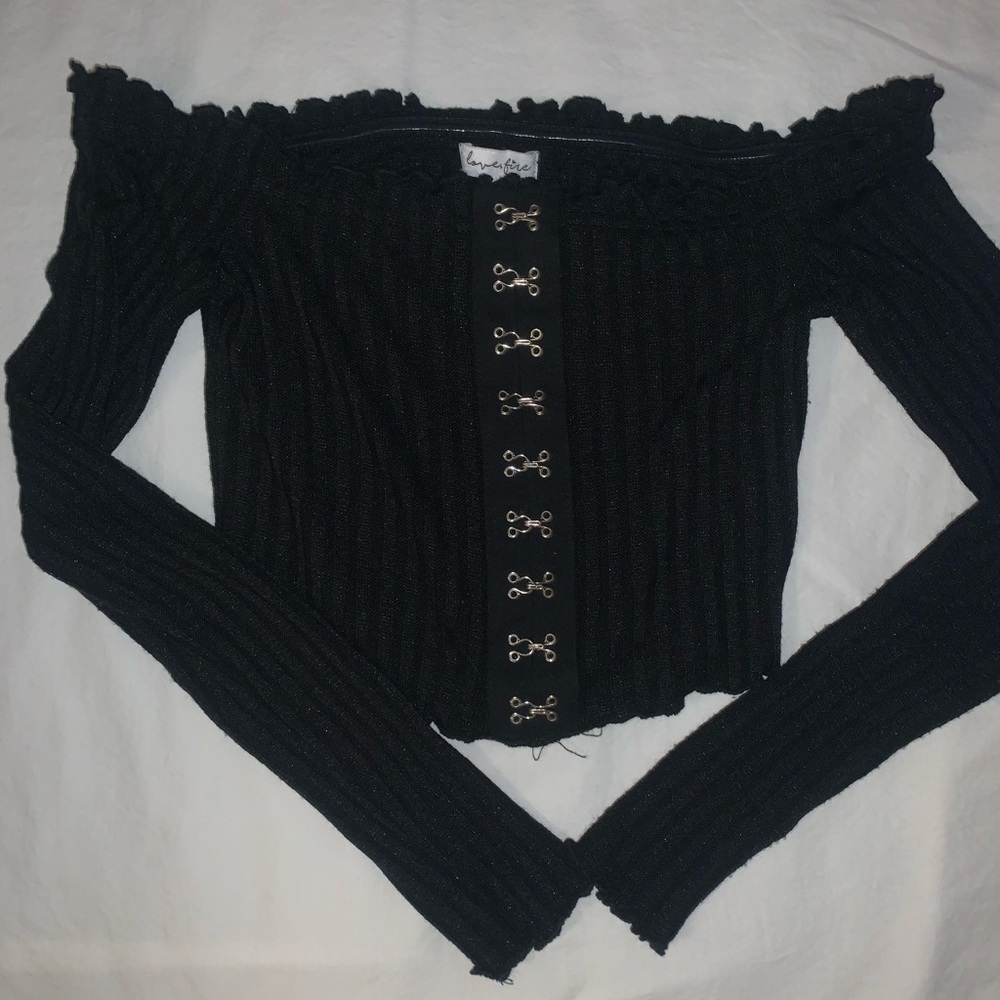 Molly and Zoey / love, fire long sleeve crop top